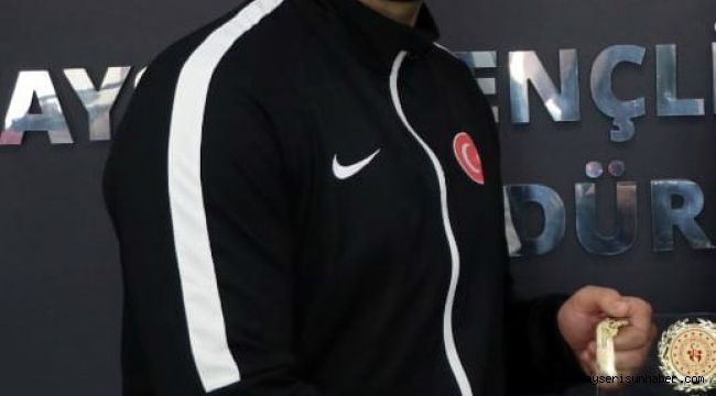 Yunus Emre Sayan'a milli görev