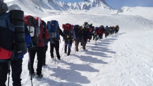 16. Erciyes Dağı Uluslararası Tırmanışı yapıldı