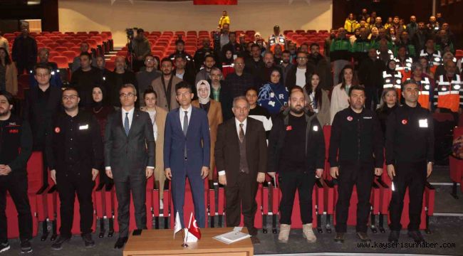 AFAD İl Müdürü Genç: "Afete tek yumruk olarak cevap vermemiz gerekir"