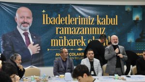 Başkan Çolakbayrakdar, 52 farklı ülkeden öğrencilerle iftar sofrasında buluştu