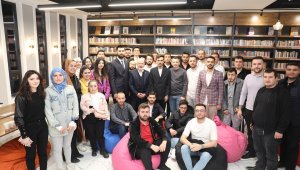 Başkan Çolakbayrakdar, "Gençlerimizin her zaman yanınızdayız"