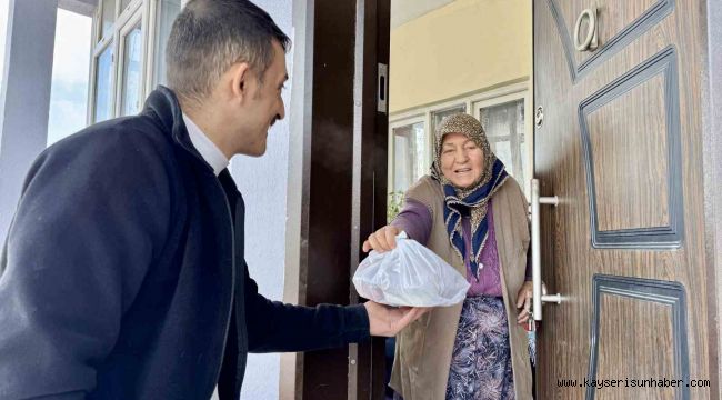 Başkan Özdoğan: "Ramazan'da 200 haneye günlük sıcak yemek ulaştırıyoruz"