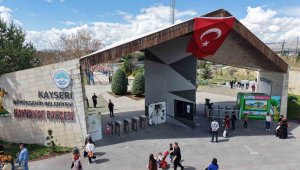 Büyükşehir'in hayvanat bahçesine Ramazan Bayramı'nda yoğun ilgi