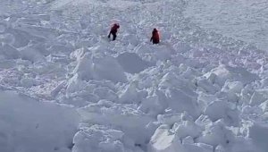 Erciyes'te çığ düşme anı kamerada