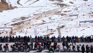 Erciyes'ten yükselen kar motorlarının sesi, tüm dünyaya duyuldu