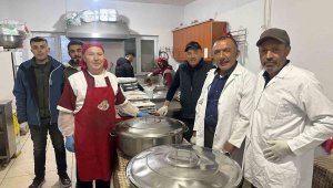 Mahallede 17 yıllık Ramazan geleneği