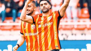 Talha ve Karimi ilk gollerini attı