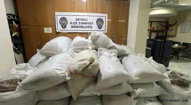 1 ton kaçak tütün yakalandı