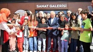 Çocukların sanatla buluştuğu sergi açıldı