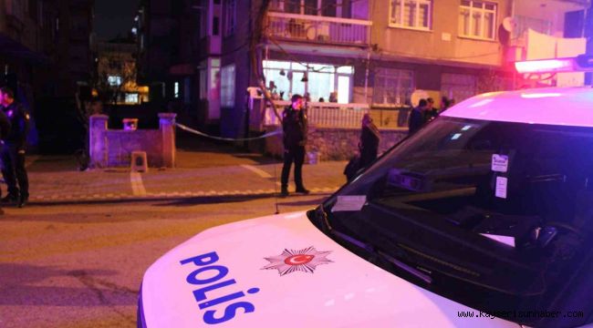 Husumetlisini evin bahçesinde vurdu