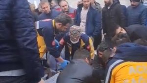 Kayseri'de bıçaklı kavga: 1'i ağır 2 yaralı