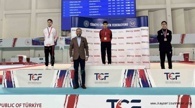 Kayserili Jimnastikçiler kürsüye ambargo koydu