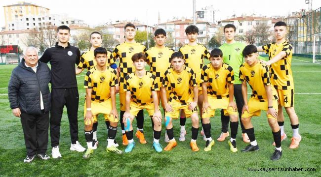 Kocasinan Şimşekspor şampiyon oldu