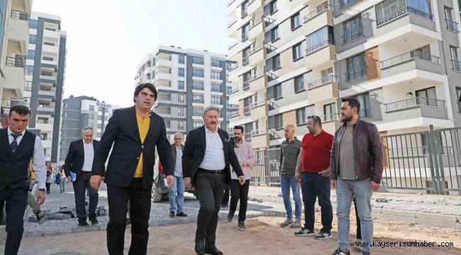 Melikgazi mahallelerin geleceğini inşa ediyor