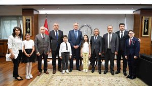 Okyanus, Büyükşehir Belediyesi başkanlık koltuğuna oturdu