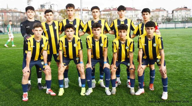 Talas Belediyespor U15 takımında yüzler gülüyor