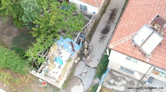 130 polisle eş zamanlı uyuşturucu operasyonu: 11 gözaltı