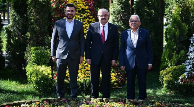AK Parti Kayseri koordinatöründen Başkan Büyükkıılıç'a ziyaret