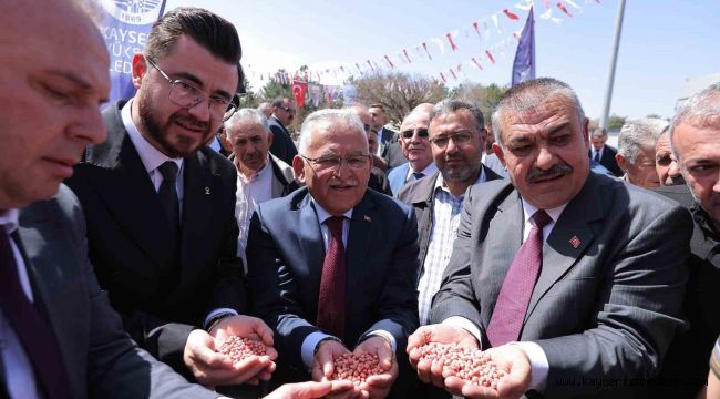 Başkan Büyükkılıç'tan Dünya Çiftçiler Günü'nde 1 milyar TL'lik güçlü mesaj