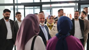 Başkan Çolakbayrakdar: "Kendi öz kaynaklarıyla Türkiye'de sayılı, vizyonuyla öncü bir belediyeyiz"