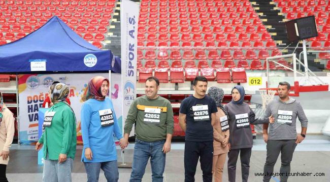 Büyükşehir'in Aile Yılı'na özel etkinliğinde aileler kıyasıya yarıştı