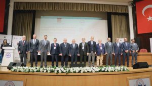 Erciyes Üniversitesi'nde 'Uluslararası Yapay Zeka Hukuku ve Hukukta Dijitalleşme Sempozyumu' düzenlendi