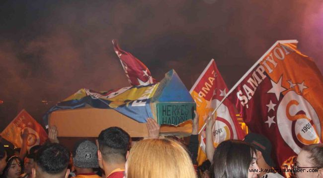 Galatasaray'ın şampiyonluğu Kayseri'de coşkuyla kutlandı