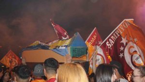Galatasaray'ın şampiyonluğu Kayseri'de coşkuyla kutlandı