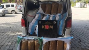 Kayseri'de 940 kilo kaçak tütün ele geçirildi