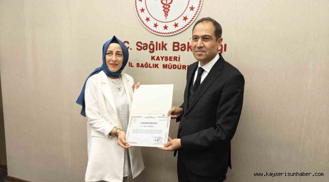 Sigara ile vedalaştılar, teşekkür belgelerini aldılar