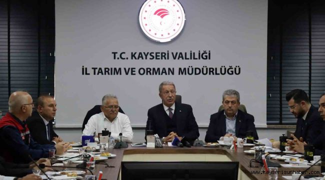 TBMM Milli Savunma Komisyonu Başkanı Akar: "En büyük savunma ve güvenlik konusu herkesin tok ve rahat içinde olması"