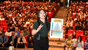 Tomarza Şehit Nazmi Kapucu Anadolu Lisesi il birincisi oldu