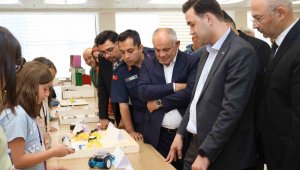 Yahyalı'da Robotik Kodlama ve Teknoloji Zirvesi gerçekleştirildi