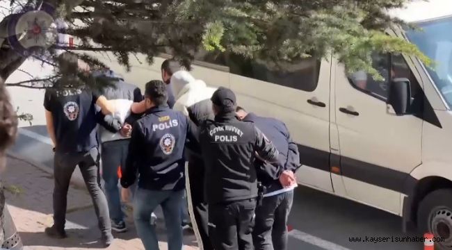 Zararlı yazılım kullanarak 156 kişiyi 3.5 milyon dolandıran 11 kişi yakalandı