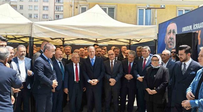 AK Parti'de bayramlaşma