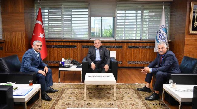 Başkan Büyükkılıç'a yoğun ziyaret trafiği: birlik, beraberlik ve dayanışma vurgusu
