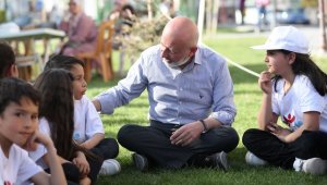 Başkan Çolakbayrakdar: "Çevre bilinciyle geleceğe sağlam adımlar atıyoruz"