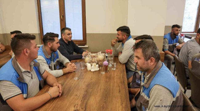 Başkan Özdoğan, bayram mesaisi yapan ekiplere teşekkür etti