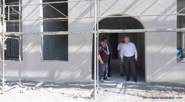 Başkan Palancıoğlu'ndan yapımı devam eden Hayrat Camii'nde inceleme