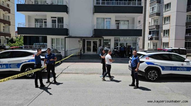 Çocukların kavgasına aileler de dahil oldu: 5'i bıçakla 6 yaralı