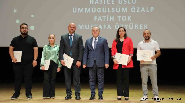ERÜ'de '2024 Başarı Ödül Töreni' düzenlendi