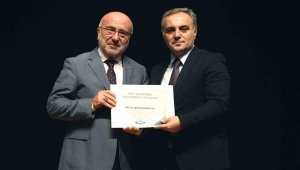 ERÜ'de "2024 Yılı Araştırma Performansı Değerlendirme Toplantısı ve Ödül Töreni" düzenlendi