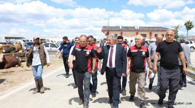 Melikgazi'de Kurban Pazar Yerleri hazır