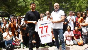 Nurettin Korkmaz öğrencilerle bir araya geldi
