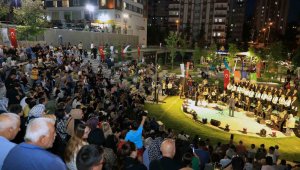 Talas'ta babalar günü coşkusu 'Hoş Seda' ile yaşandı