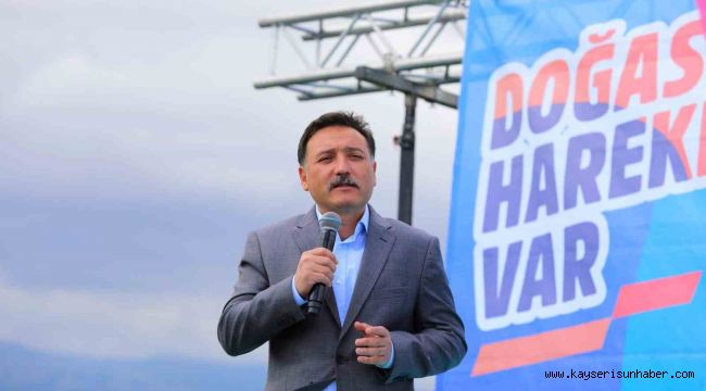 Vali Çiçek: "Koruyucu aileler; pırıl pırıl yavrularımızın geleceğe güvenle bakmaları, korkusuzca yaşamaları için bir sığınak ve liman"