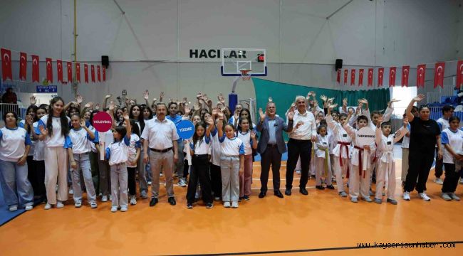 Başkan Özdoğan: "Çocuklarımıza sağlıklı yaşam alışkanlığı kazandırmak önceliğimizdir"