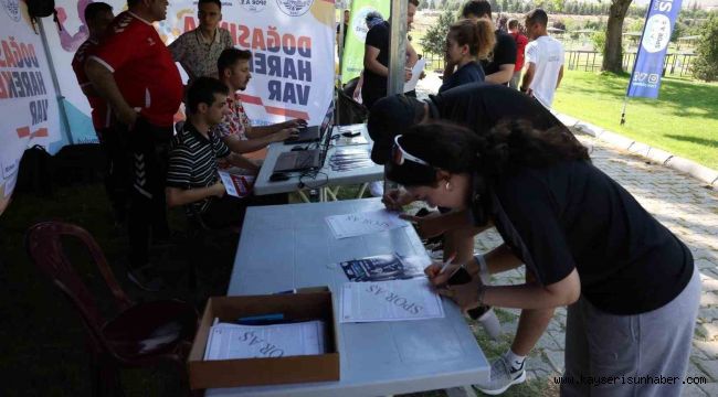 Büyükşehir, 15 Temmuz'un unutulmaz direnişini koşarak andı