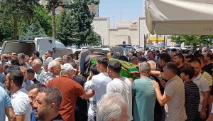 Camide öldürülen şahıs toprağa verildi