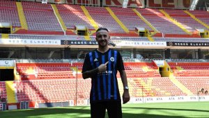 Erciyes 38 FK, Mehmet Tosun'u renklerine bağladı